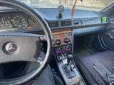 Mercedes-Benz E 200 1990 годаүшін2 000 000 тг. в Жезказган – фото 4