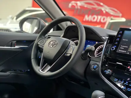 Toyota Camry 2021 года за 23 275 000 тг. в Алматы – фото 6