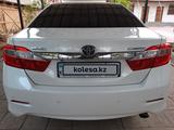 Toyota Camry 2013 года за 10 500 000 тг. в Айтеке би – фото 4