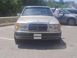Mercedes-Benz E 200 1991 года за 1 400 000 тг. в Шымкент