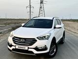 Hyundai Santa Fe 2016 года за 10 400 000 тг. в Атырау