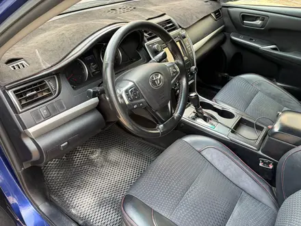 Toyota Camry 2015 года за 5 100 000 тг. в Жанаозен – фото 4