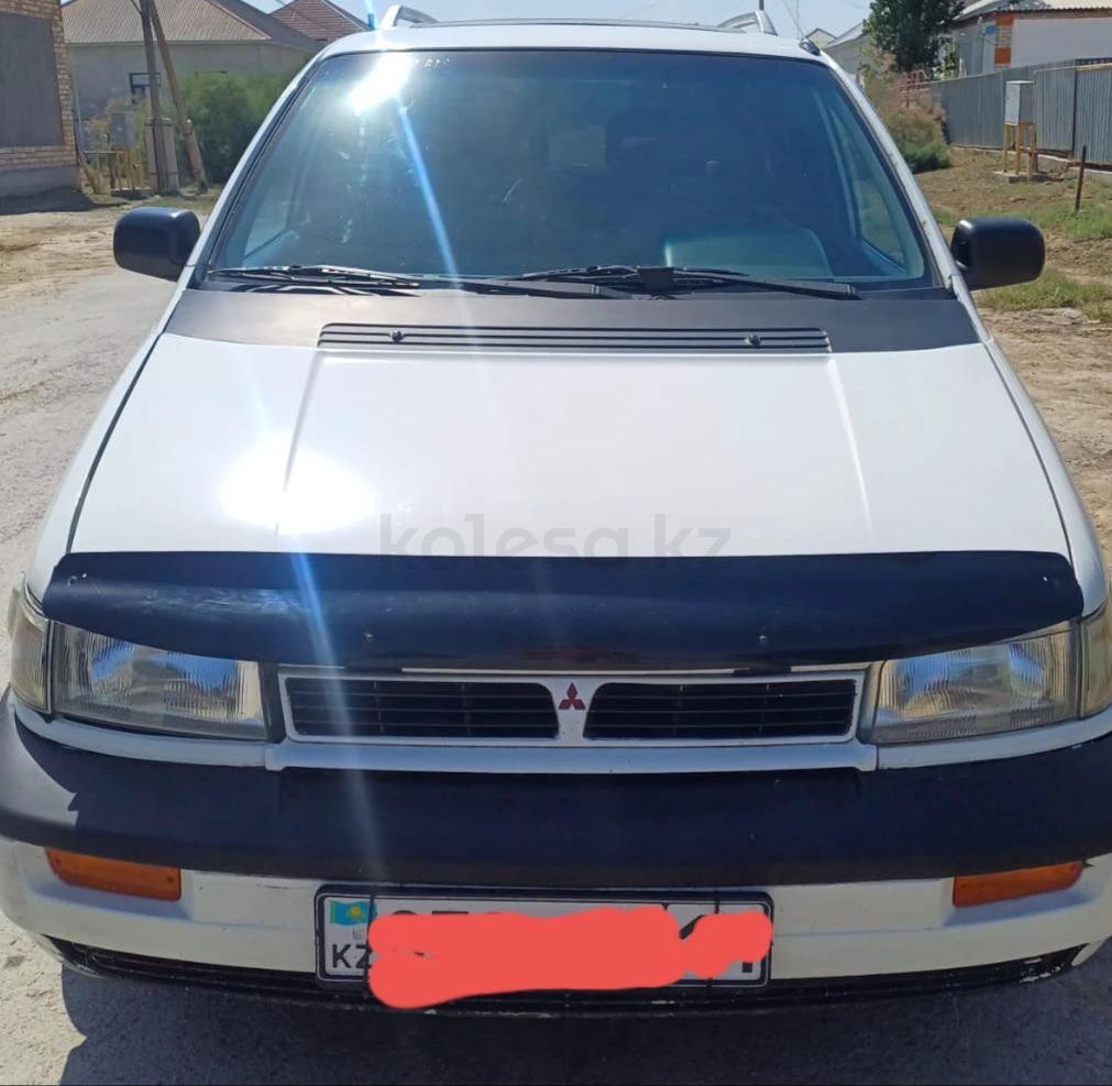 Mitsubishi Space Wagon 1992 г.