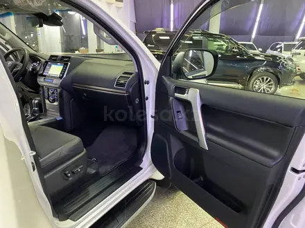 Toyota Land Cruiser Prado Luxe 2022 года за 55 000 000 тг. в Астана – фото 22