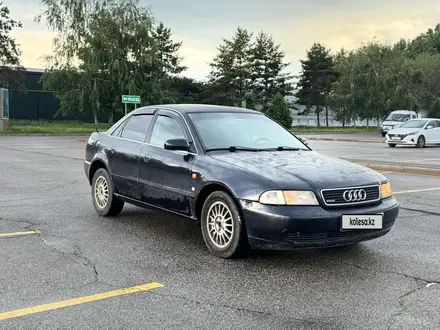 Audi A4 1996 года за 800 000 тг. в Алматы – фото 8