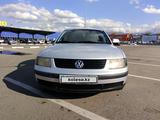 Volkswagen Passat 1998 годаfor2 450 000 тг. в Алматы – фото 3