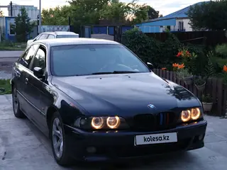 BMW 528