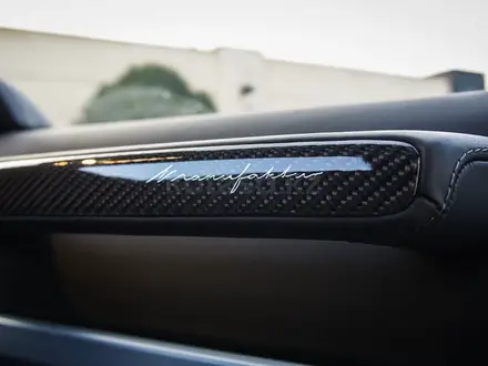 Mercedes-Benz G 63 AMG 4MATIC 2024 года за 165 000 000 тг. в Алматы – фото 22