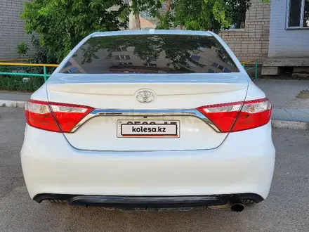 Toyota Camry 2014 года за 6 500 000 тг. в Актобе – фото 4