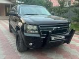 Chevrolet Suburban 2012 года за 13 300 000 тг. в Алматы – фото 4