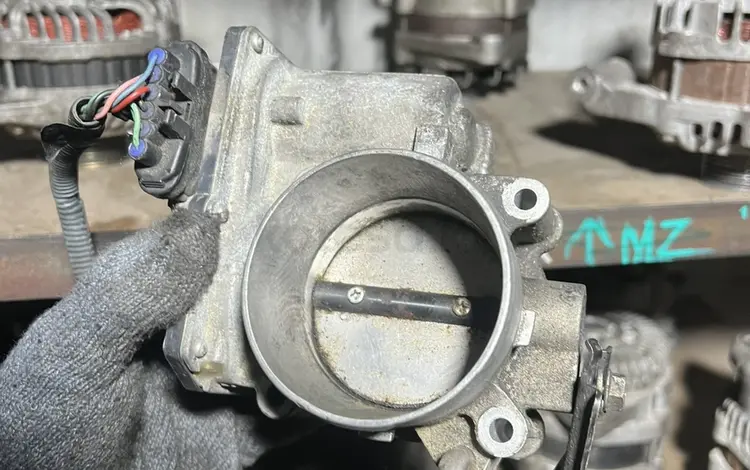 Привозная дроссельная заслонка TOYOTA LEXUS за 2 000 тг. в Алматы