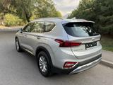 Hyundai Santa Fe 2021 года за 12 650 000 тг. в Алматы – фото 4