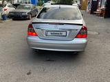 Mercedes-Benz E 320 2003 годаfor6 400 000 тг. в Шу – фото 5