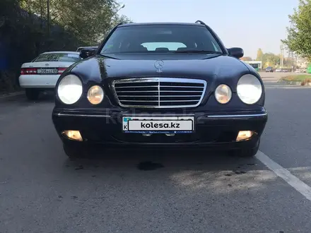 Mercedes-Benz E 240 2000 года за 4 999 000 тг. в Алматы – фото 9