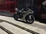 Yamaha  YZF-R1 2009 года за 4 500 000 тг. в Костанай
