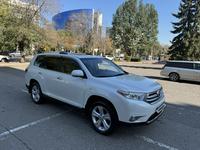 Toyota Highlander 2013 годаfor16 300 000 тг. в Алматы