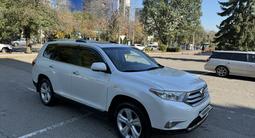 Toyota Highlander 2013 годаүшін16 300 000 тг. в Алматы