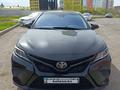 Toyota Camry 2020 года за 9 900 000 тг. в Астана