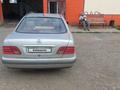 Mercedes-Benz E 200 1998 годаүшін2 650 000 тг. в Петропавловск – фото 8