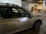 Subaru Forester 2022 года за 14 900 000 тг. в Алматы – фото 2