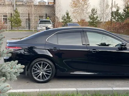 Toyota Camry 2021 года за 19 400 000 тг. в Павлодар – фото 3