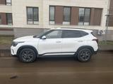 Kia Seltos 2024 года за 9 100 000 тг. в Астана – фото 2