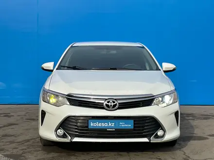 Toyota Camry 2016 года за 8 870 000 тг. в Алматы – фото 2