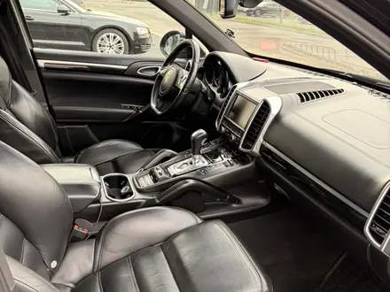 Porsche Cayenne 2011 года за 13 000 000 тг. в Алматы – фото 11