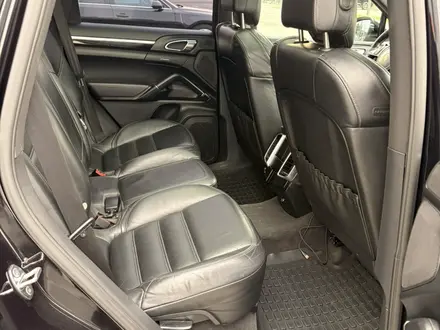 Porsche Cayenne 2011 года за 13 000 000 тг. в Алматы – фото 14