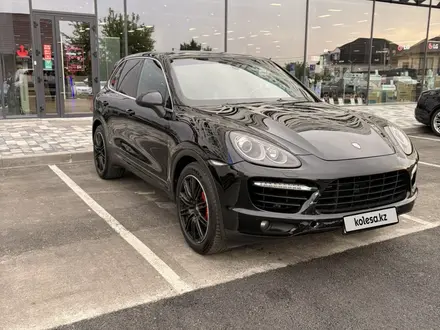 Porsche Cayenne 2011 года за 13 000 000 тг. в Алматы – фото 3
