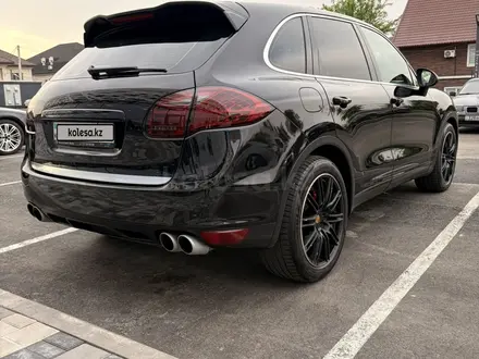 Porsche Cayenne 2011 года за 13 000 000 тг. в Алматы – фото 6