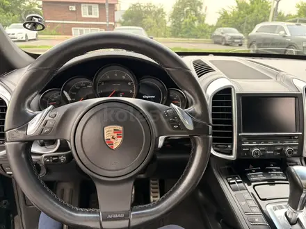 Porsche Cayenne 2011 года за 13 000 000 тг. в Алматы – фото 9