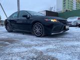Toyota Camry 2020 года за 10 700 000 тг. в Астана – фото 5