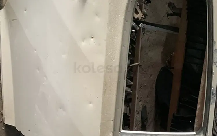 Дверь в оригинале бу с диффектомүшін50 000 тг. в Алматы
