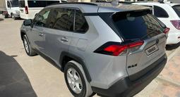 Toyota RAV4 2020 годаүшін10 000 000 тг. в Актау