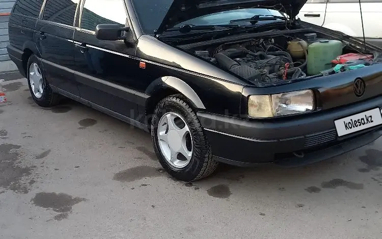 Volkswagen Passat 1992 годаүшін1 900 000 тг. в Есик