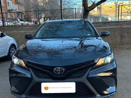 Toyota Camry 2018 года за 8 500 000 тг. в Караганда – фото 6