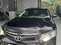 Toyota Camry 2015 года за 12 800 000 тг. в Семей
