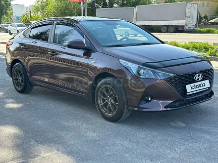 Hyundai Accent 2022 года за 7 250 000 тг. в Алматы – фото 3