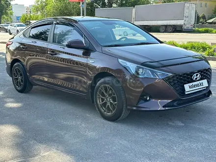 Hyundai Accent 2022 года за 7 250 000 тг. в Алматы – фото 27