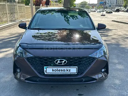 Hyundai Accent 2022 года за 7 250 000 тг. в Алматы – фото 35
