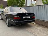 Mercedes-Benz E 230 1988 года за 1 300 000 тг. в Алматы – фото 4