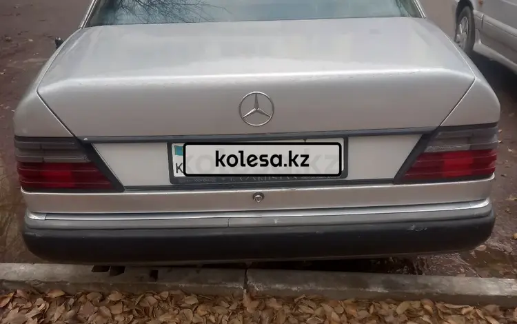 Mercedes-Benz E 200 1992 годаfor1 600 000 тг. в Тараз