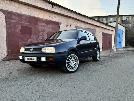 Volkswagen Golf 1993 года за 1 000 000 тг. в Темиртау