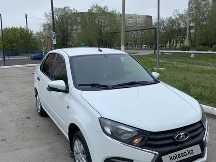 ВАЗ (Lada) Granta 2190 2021 года за 4 100 000 тг. в Караганда – фото 2