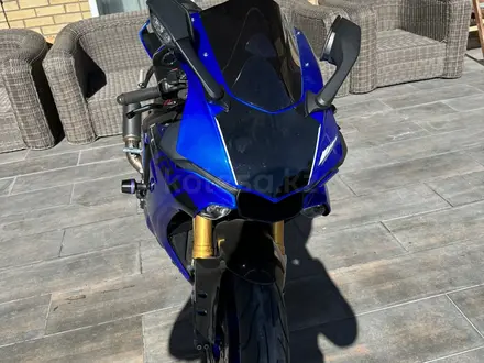 Yamaha  YZF-R1 2018 года за 9 000 000 тг. в Астана – фото 3