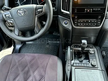 Toyota Land Cruiser 2016 года за 45 000 000 тг. в Караганда – фото 25