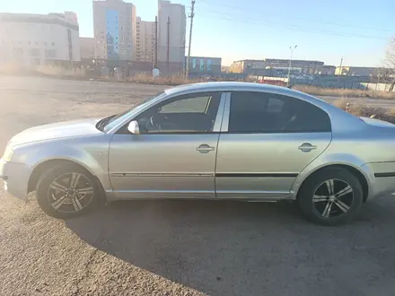 Skoda Superb 2006 года за 2 000 000 тг. в Астана – фото 6