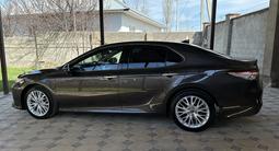 Toyota Camry 2019 года за 14 600 000 тг. в Шымкент – фото 4