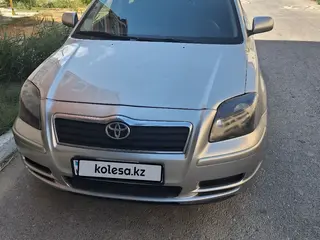 Toyota Avensis, 2003